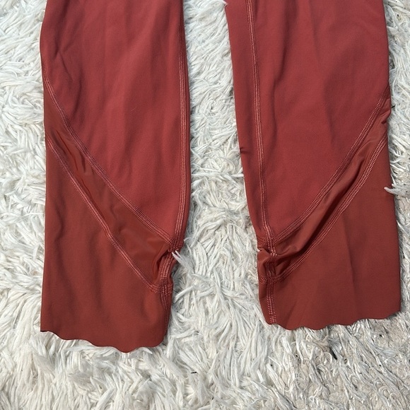 Lululemon Wunder Under High-Rise Crop 23" *Updated Scallop Full-On Luxtreme Soft - Picture 3 of 6